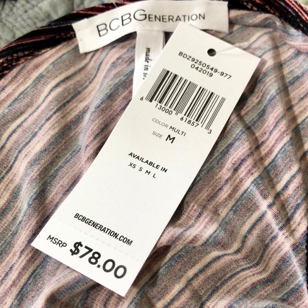 🆕BCBG SALE🎉Beautiful striped Romper💥 - Picture 2 of 8